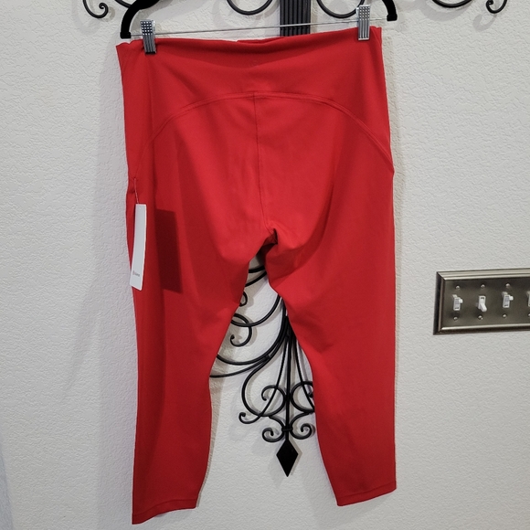 LULULEMON‎ InStill HR Tight 25" | 14 - Picture 4 of 7